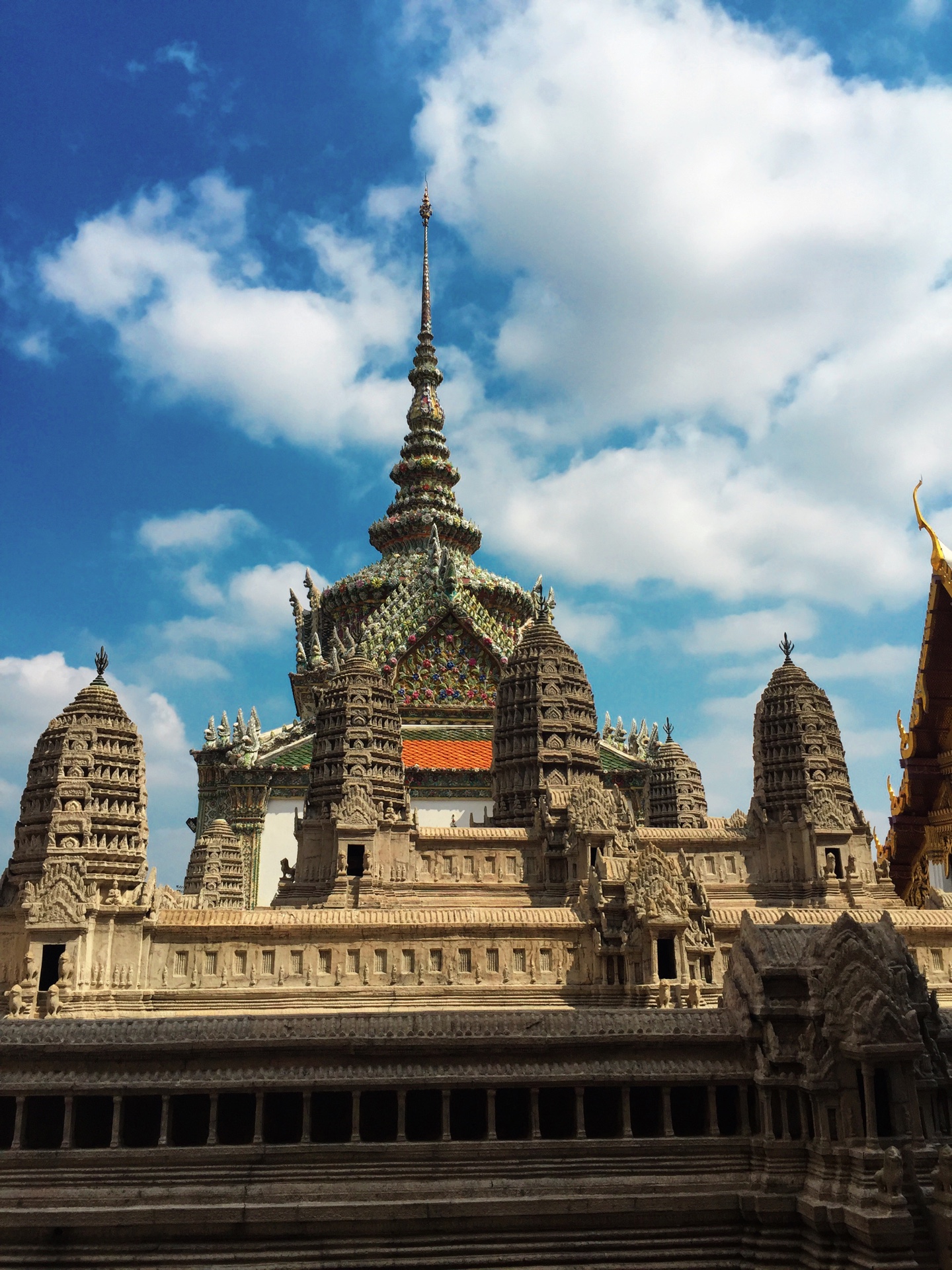 Топ самых колоритных храмов Таиланда