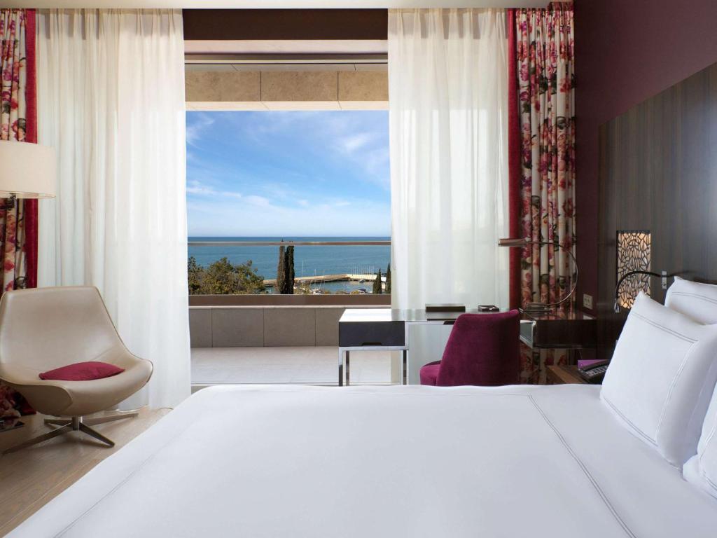 картинка «Swissоtel Resort Сочи Камелия» от туристического агентства КУЛЬТ.ТУРа