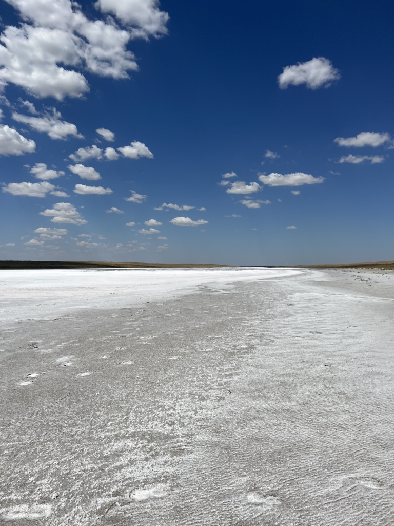 Соленые степные озера в Астрахани