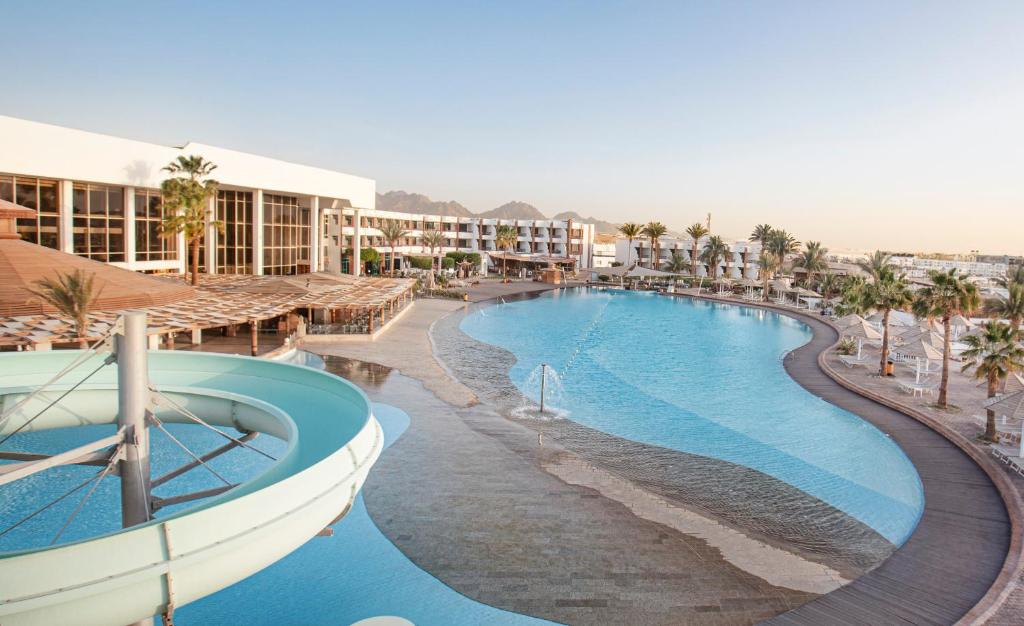  Pyramisa Beach Resort Sharm El Sheikh    .